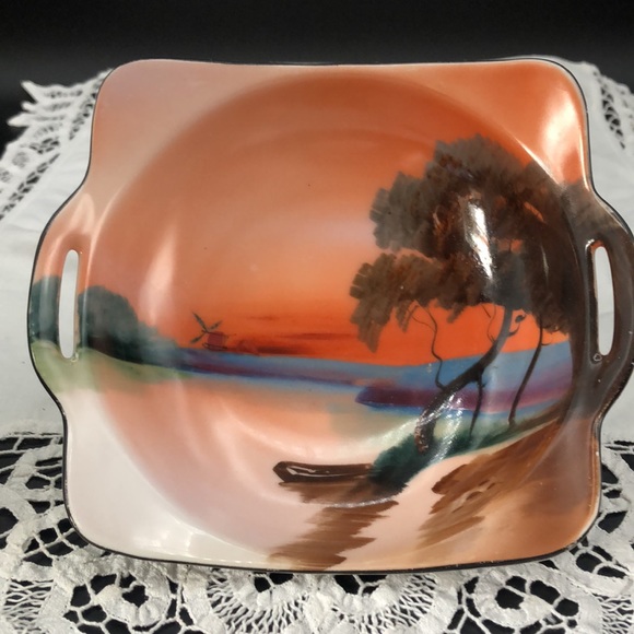 Vintage Noritake Morimura Hand Painted Nut /Candy Dish W/Handles Lake Scene - Picture 4 of 5